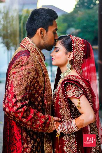 Hindu bride and groom
